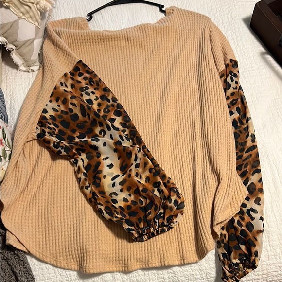Adrienne Tan Ribbed Ruched Long Sleeve Blouse - Picture 1 of 2